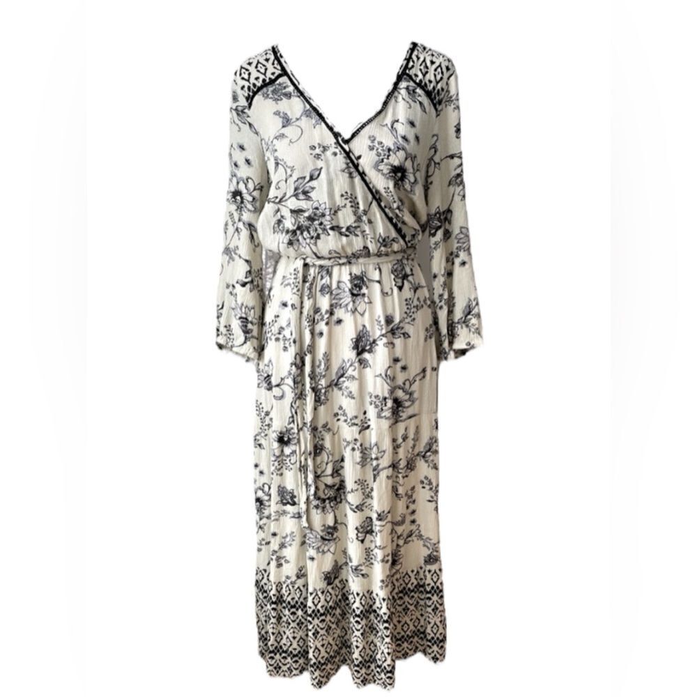 Knox Rose Floral Maxi Crochet V Neck Long Sleeve Dress Navy Cream M